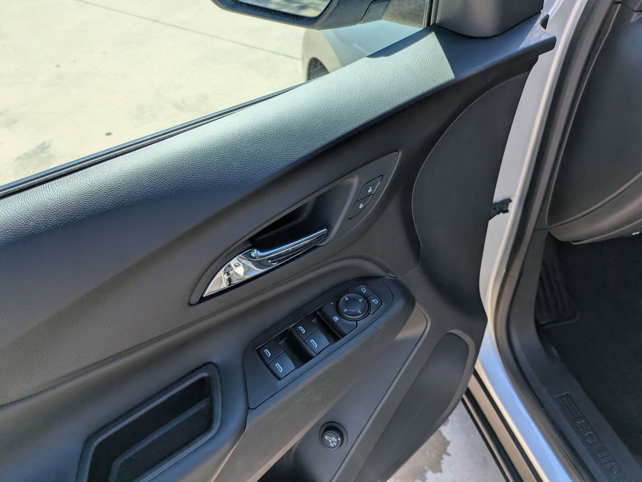 2022 Chevrolet Equinox LT photo 11