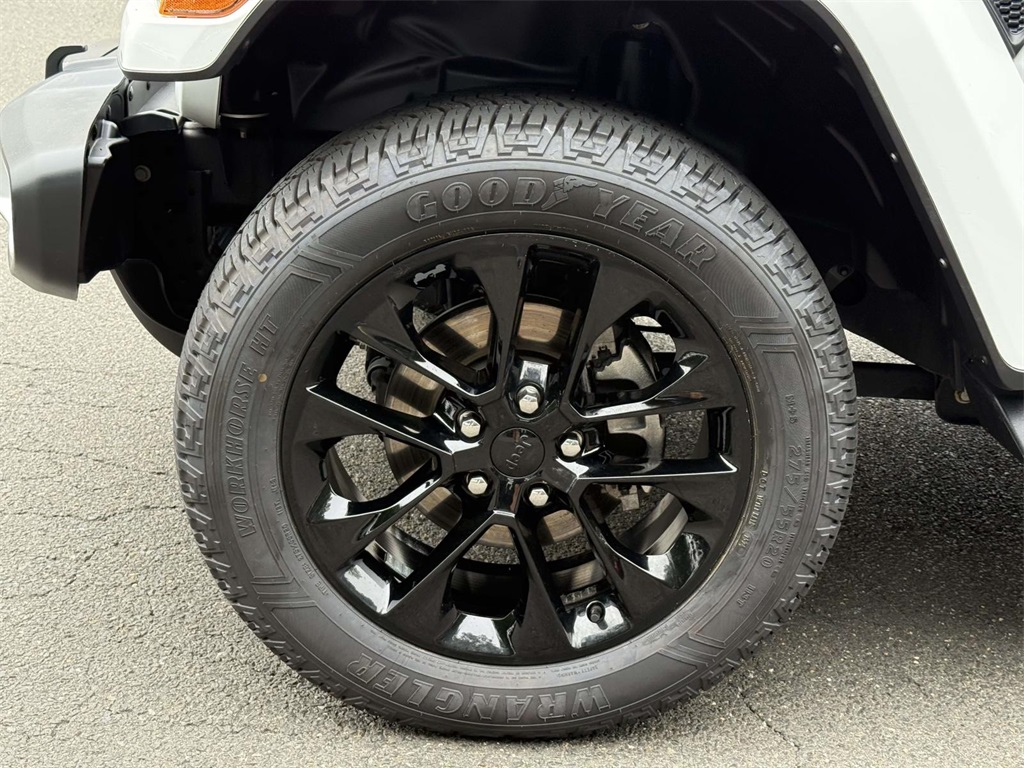 2021 Jeep Wrangler Unlimited Sahara 4xe photo 11