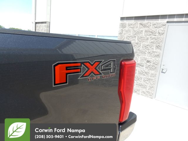 Used 2017 Gray Ford XLT image 30