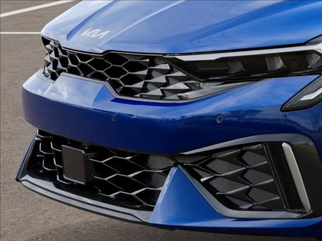 2026 Kia K5 GT-Line photo 9
