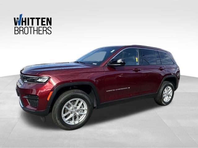 2025 Jeep Grand Cherokee Laredo's photo