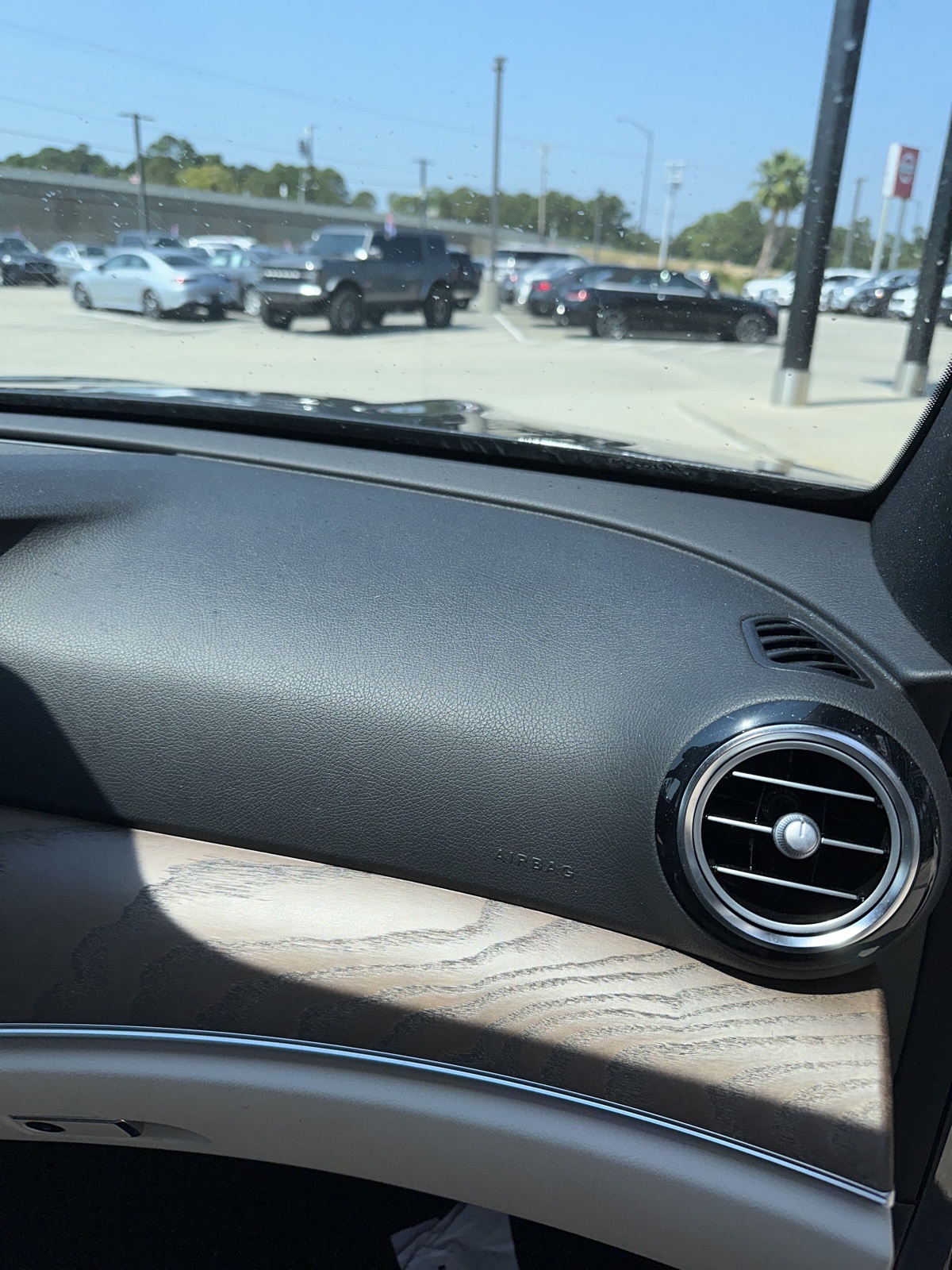 2023 Mercedes Benz E 350 photo 3