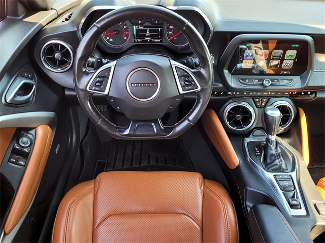 2018 Chevrolet Camaro 2LT photo 5