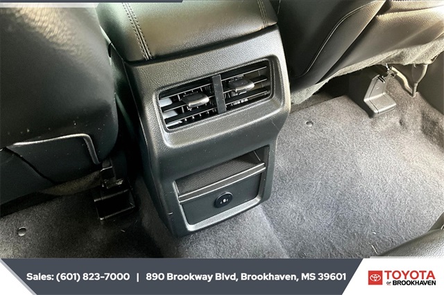 2023 Ford Edge SEL photo 21