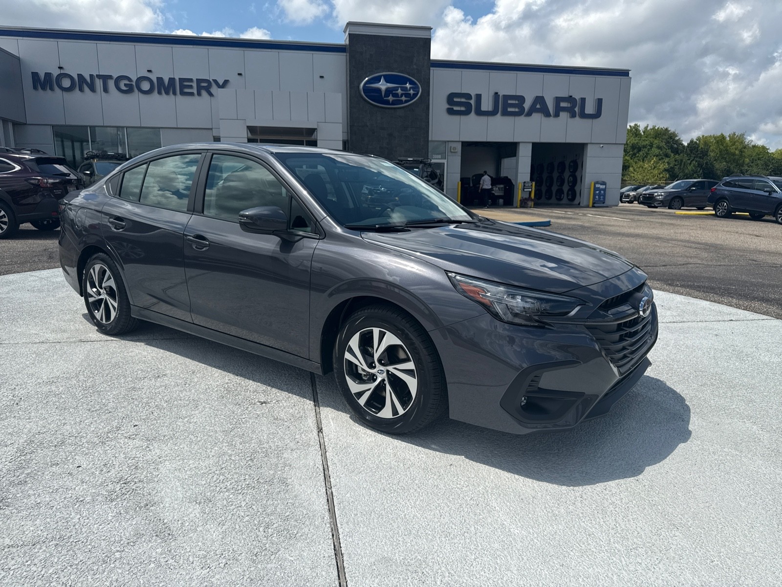 2025 Subaru Legacy Premium's photo