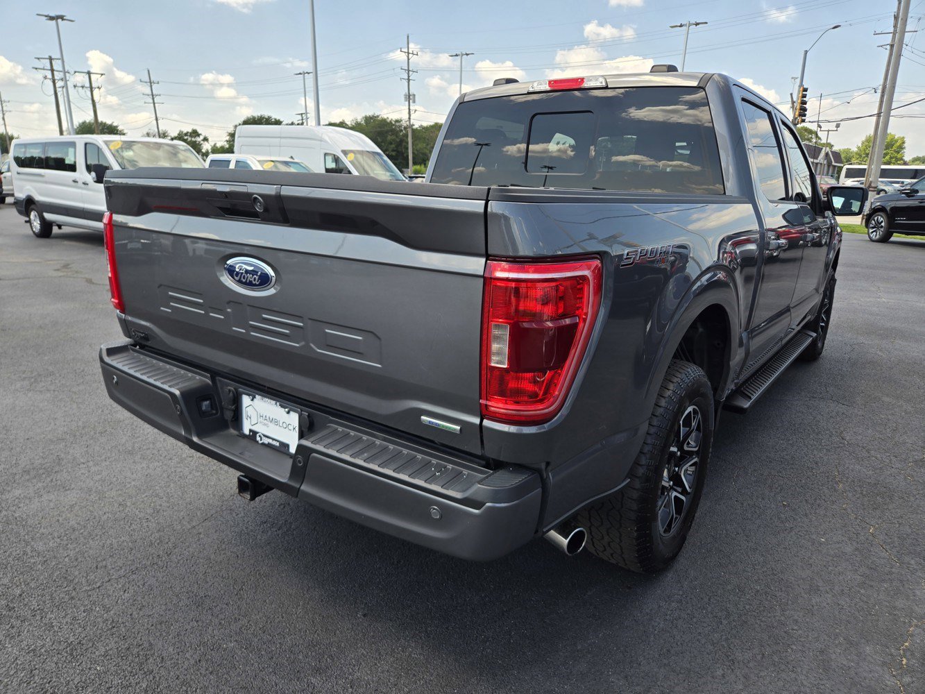 2022 Ford F-150 XLT photo 5