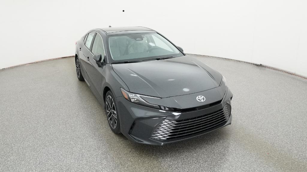 2025 Toyota Camry XLE photo 32