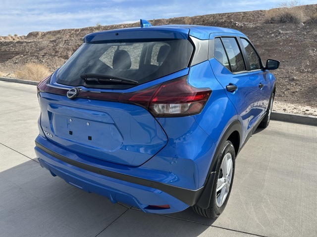 2025 Nissan Kicks Play S photo 8