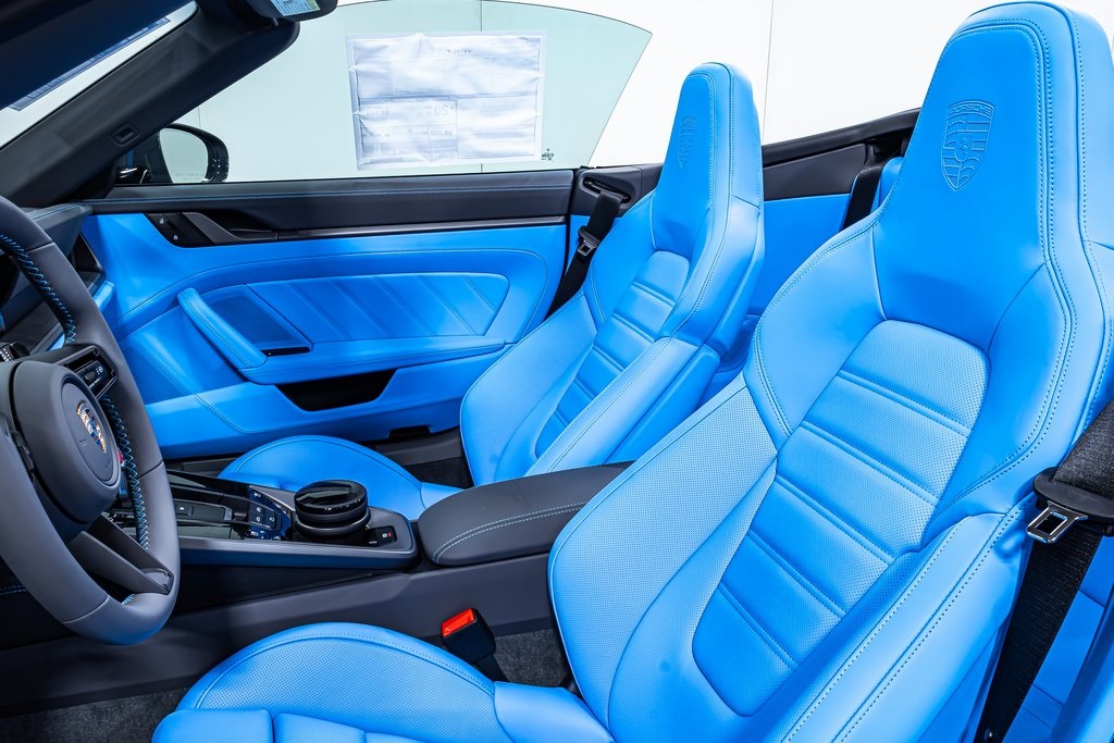 2025 Porsche 911 S photo 5