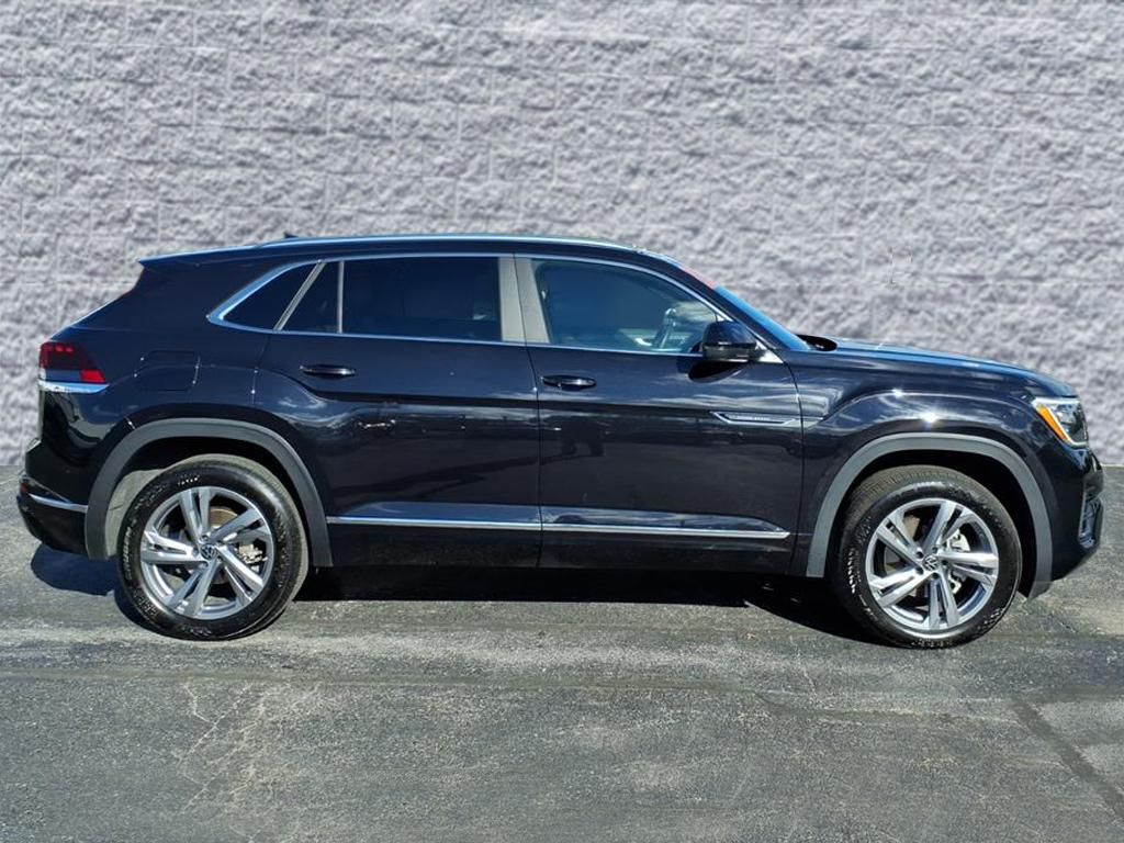 2024 VOLKSWAGEN ATLAS CROSS SPORT - Image 2