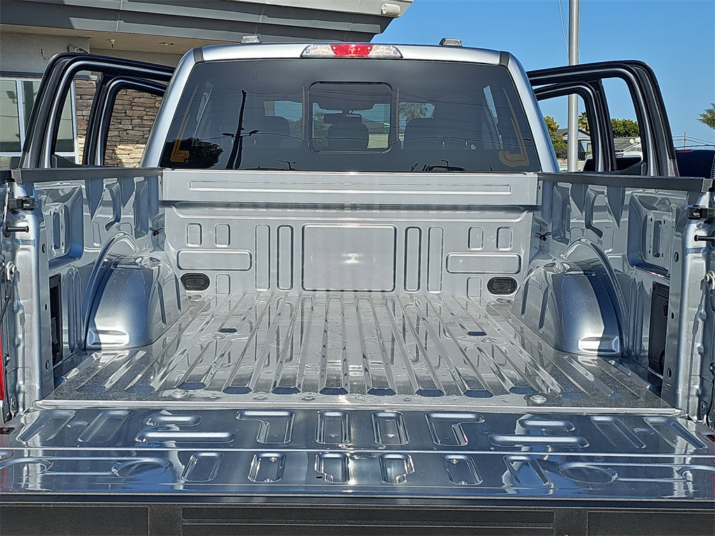 2025 Ford F-150 XLT photo 12