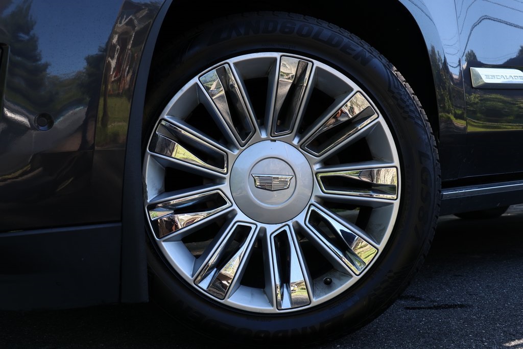 2017 Cadillac Escalade ESV Platinum photo 27