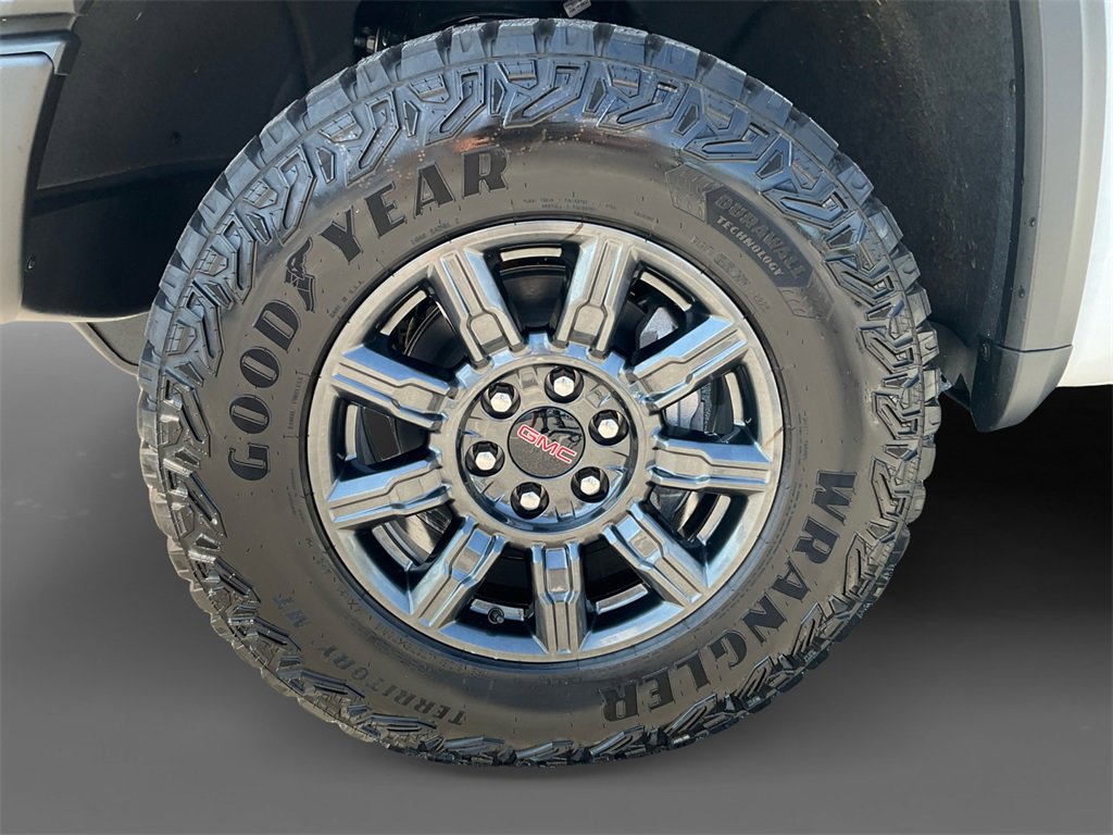 2025 Gmc Sierra 1500 AT4X photo 13