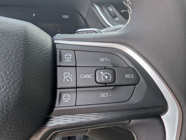 2025 Jeep Grand Cherokee Laredo X photo 19