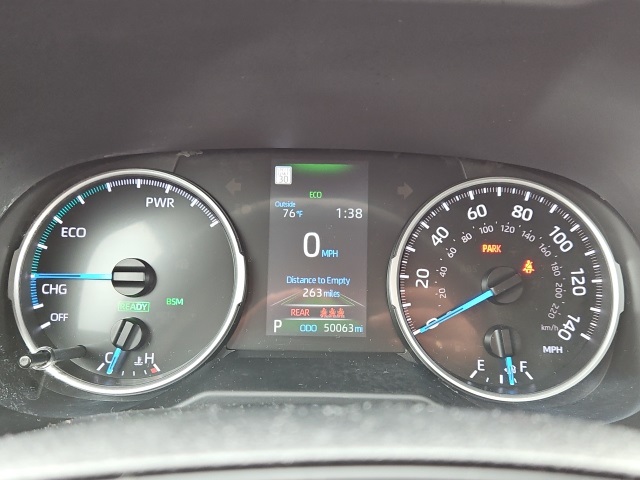 2022 Toyota RAV4 Hybrid XLE photo 27