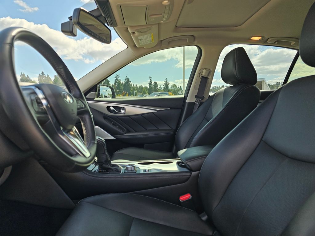 2023 Infiniti Q50 LUXE photo 22