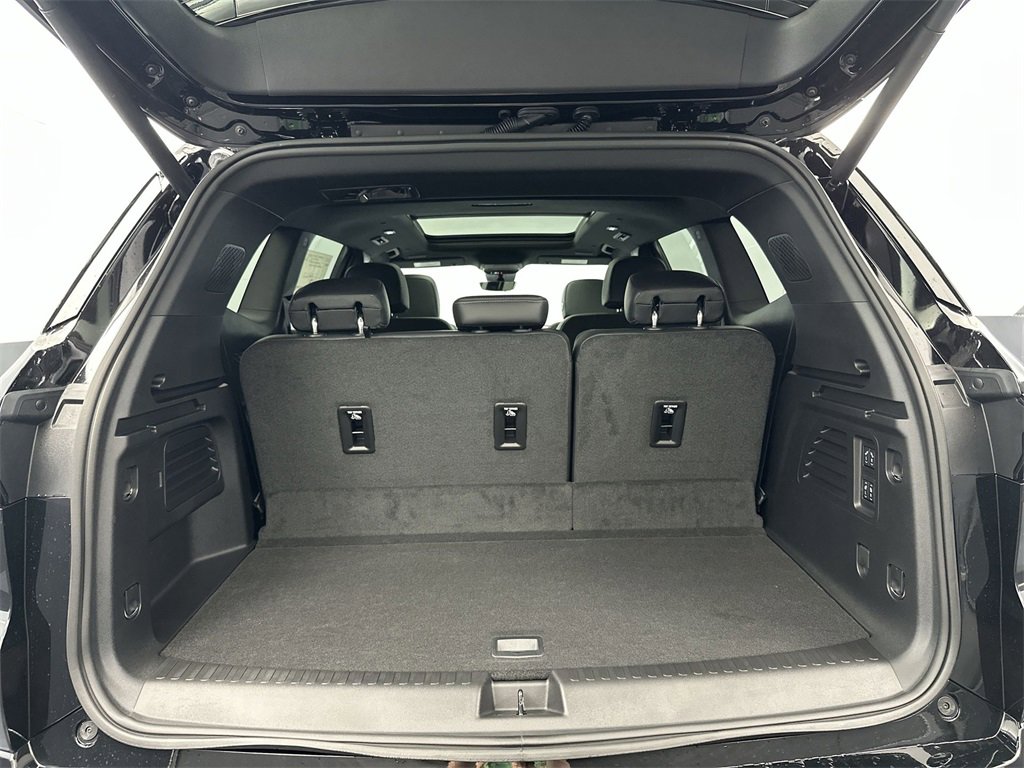 2025 Buick Enclave Avenir photo 19