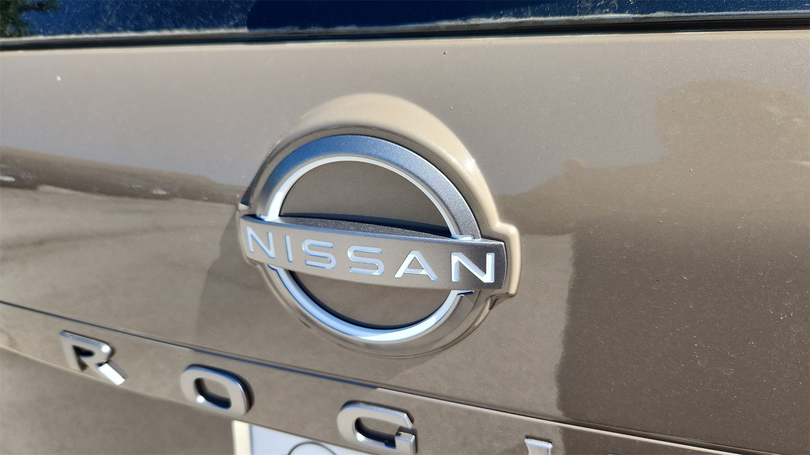 2025 Nissan Rogue SV photo 20