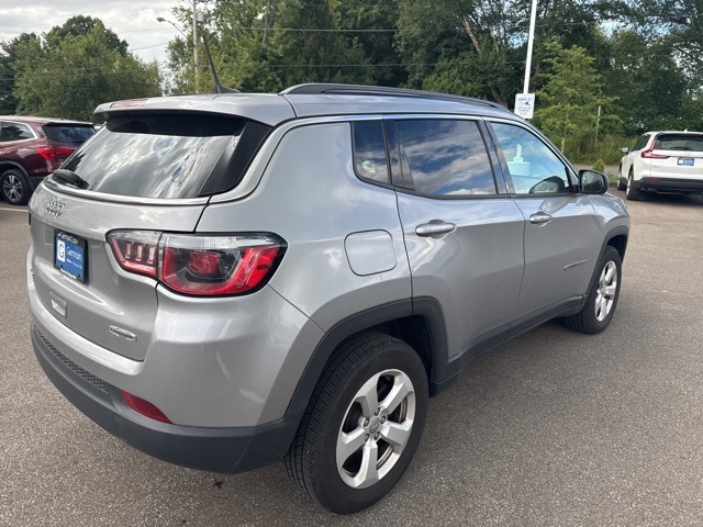 2019 Jeep Compass Latitude photo 4