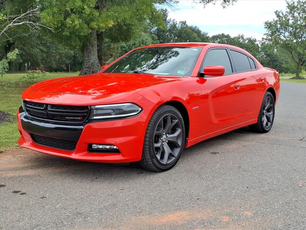 2017 Dodge Charger R/T's photo