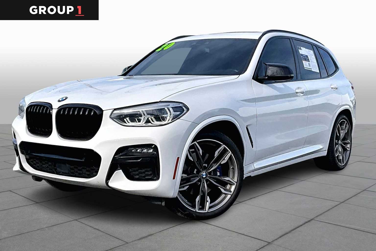 2020 BMW X3 40i's photo