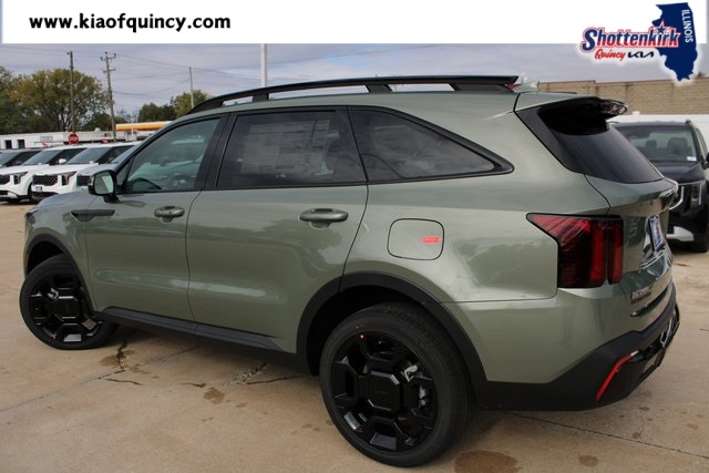 2026 Kia Sorento EX photo 2