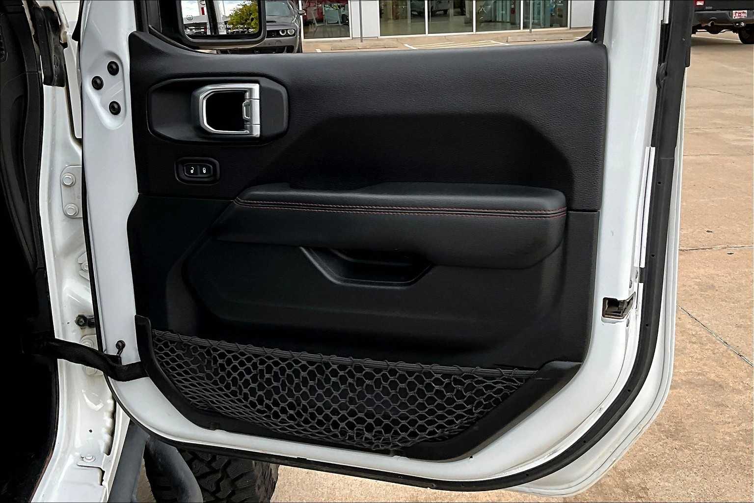 2020 Jeep Gladiator Rubicon photo 37