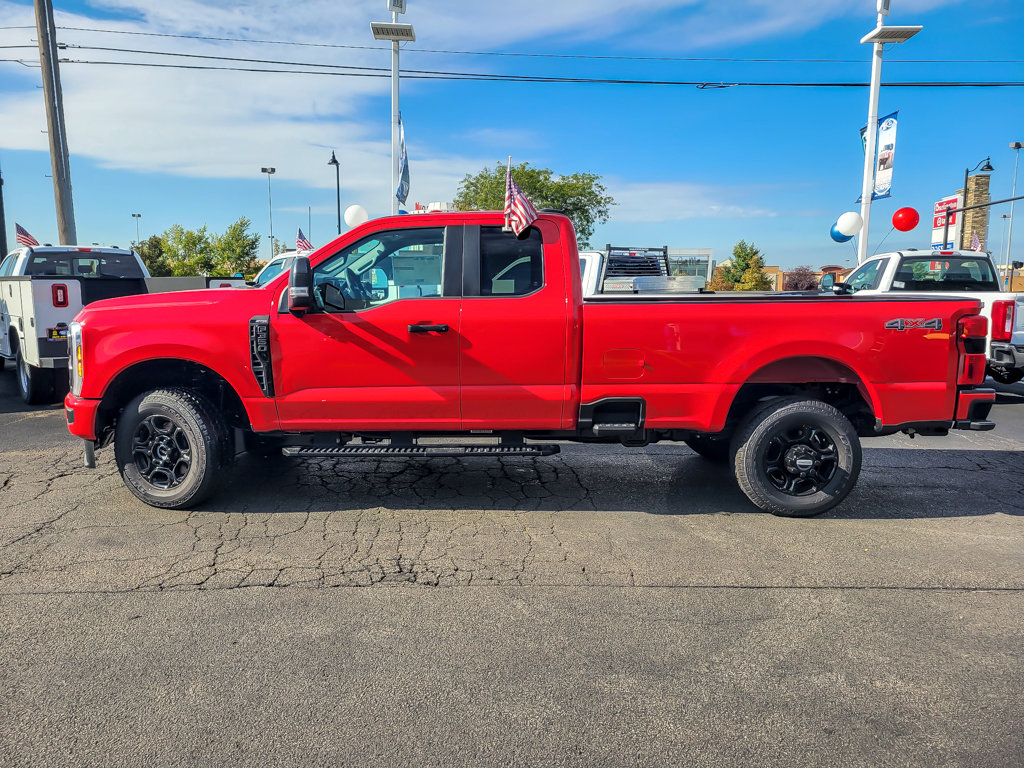 2025 FORD F-350 - Image 4