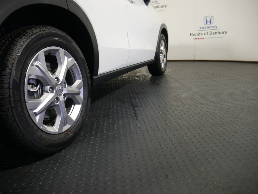 2026 Honda HR-V LX photo 4