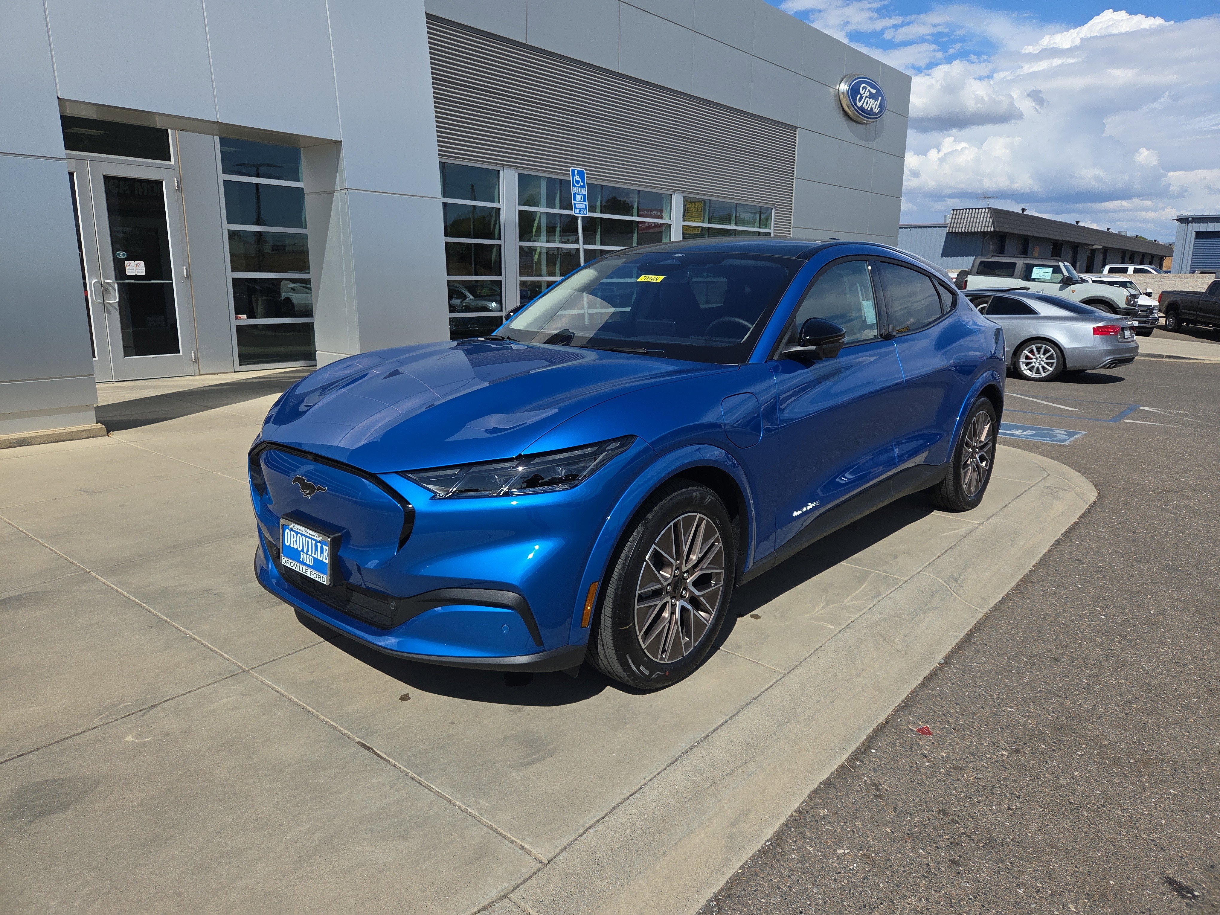 2025 Ford Mustang Mach-E Premium AWD's photo