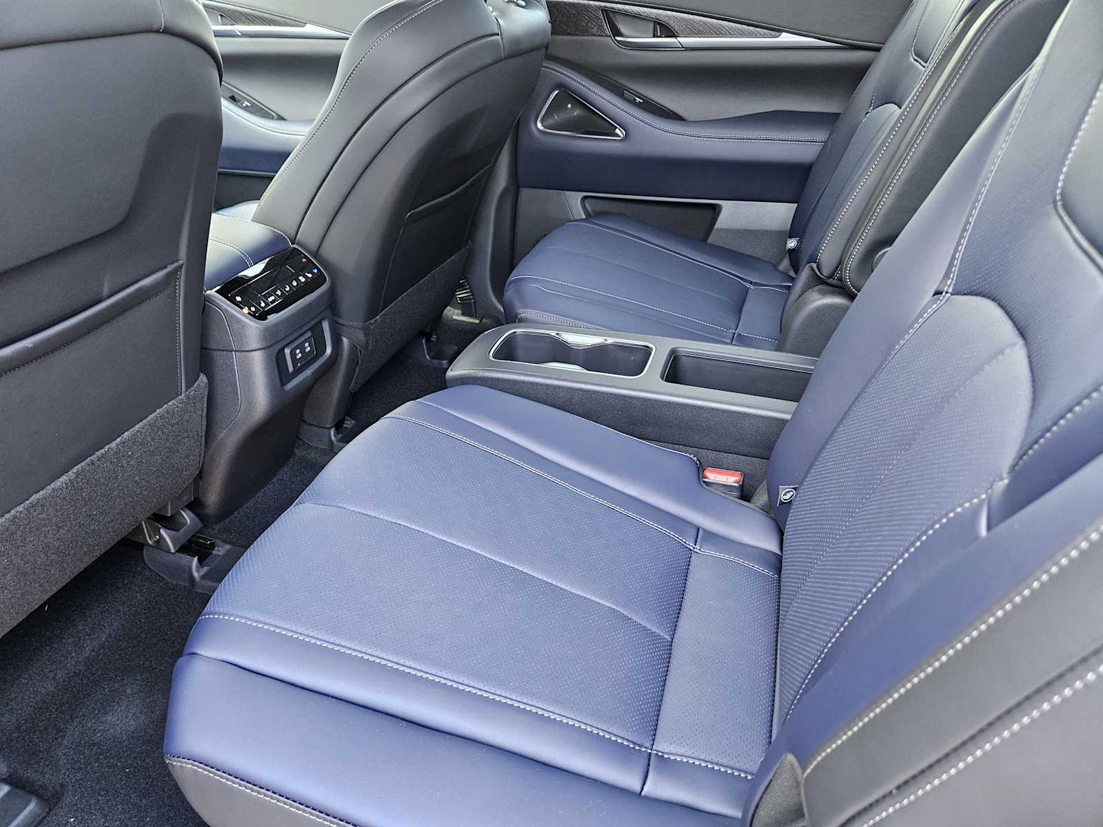 2026 Infiniti QX60 AWD photo 21