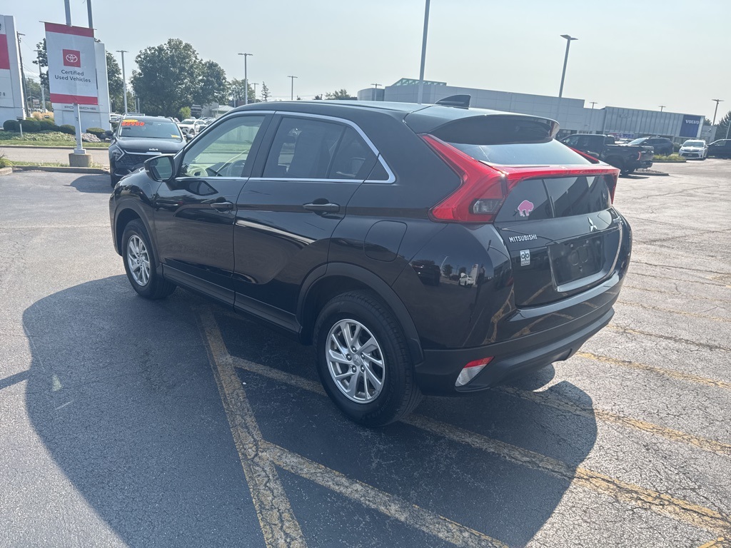 2019 Mitsubishi Eclipse Cross ES photo 4