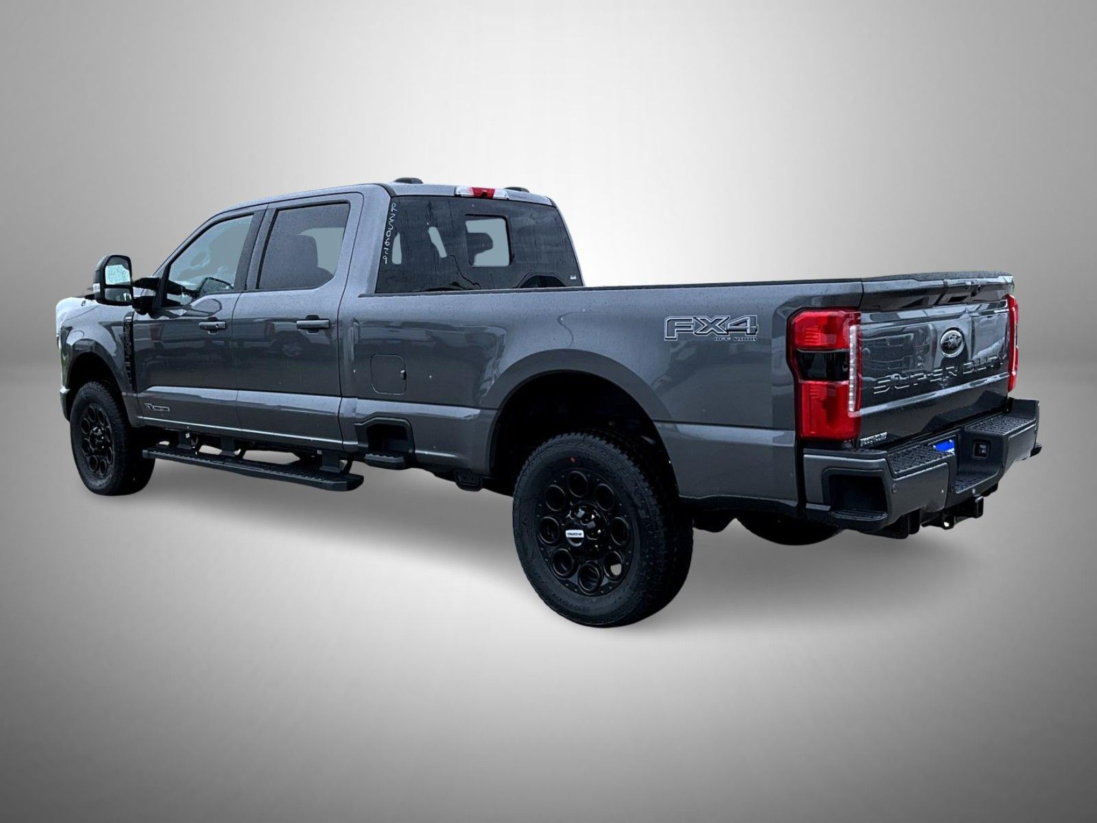 2025 Ford F-350 photo 7