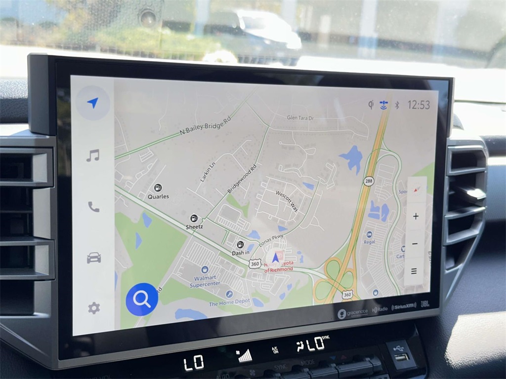 2024 Toyota Tundra Limited CrewMax photo 3