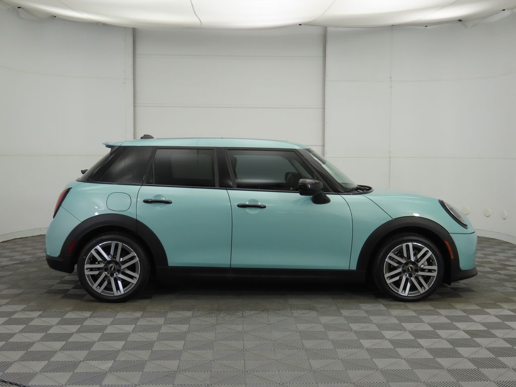 2025 Mini Cooper Hardtop S photo 4