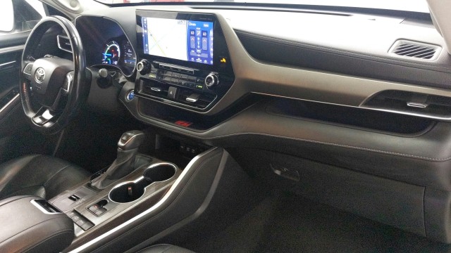 Used 2021 Blizzard Pearl Toyota Hybrid Limited image 32