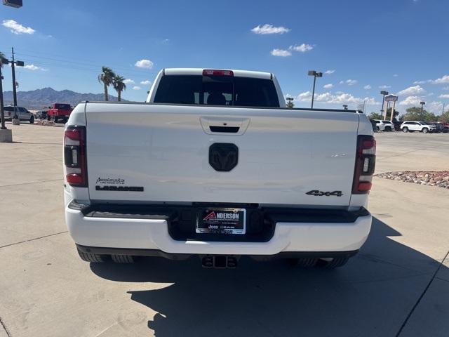 2024 Ram 3500 Laramie photo 4