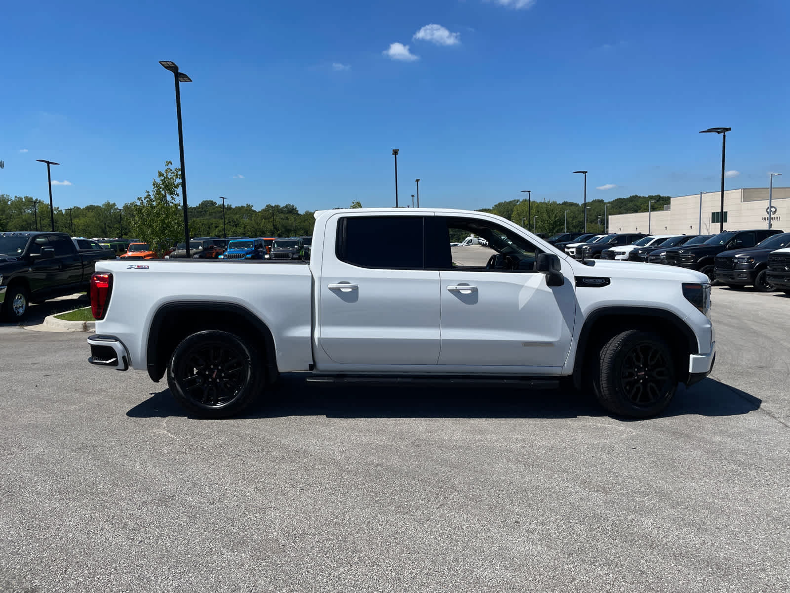 2022 Gmc Sierra 1500 Elevation photo 10