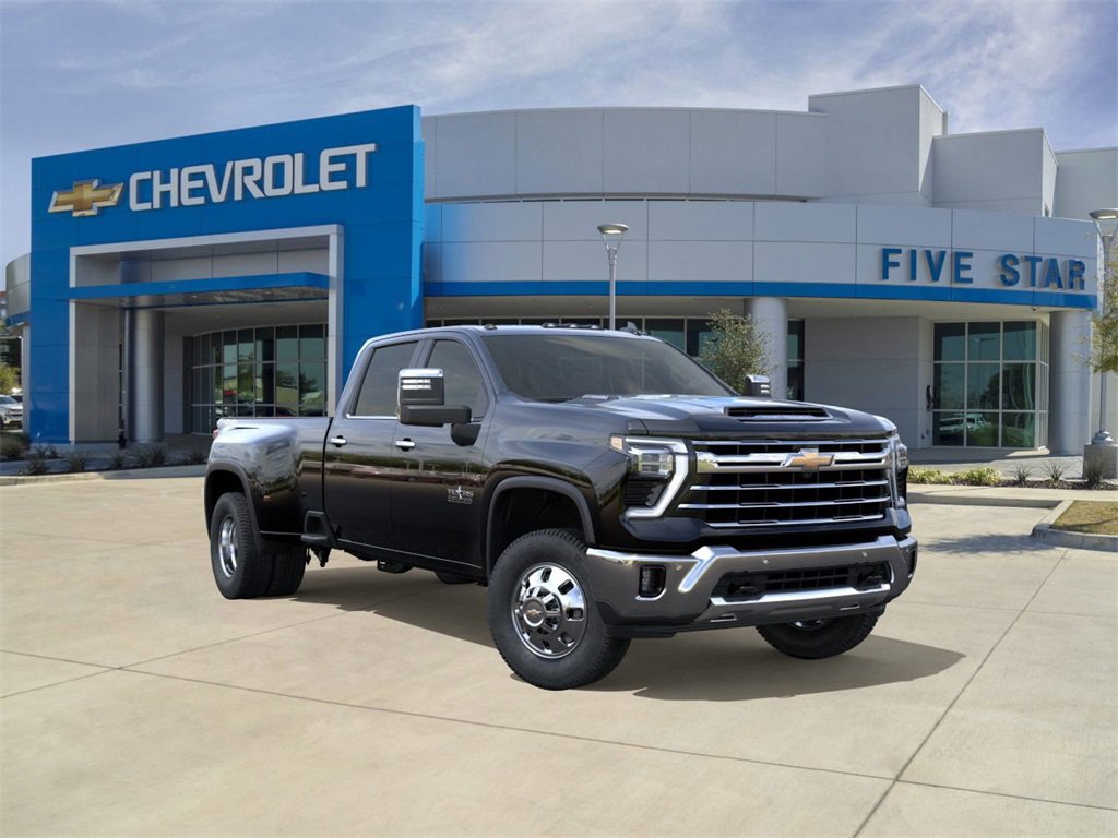 2026 Chevrolet Silverado 3500HD LTZ's photo
