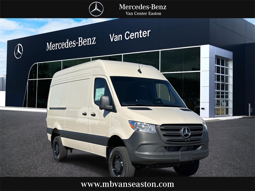 2026 Mercedes-Benz Sprinter Cargo Van Base's photo
