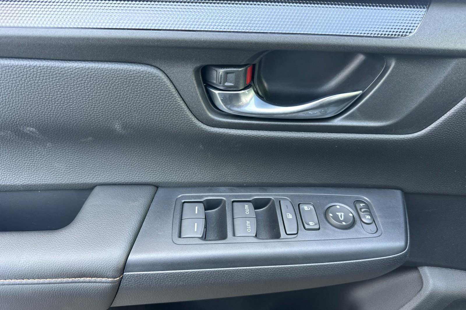 2026 Honda CR-V Hybrid photo 9