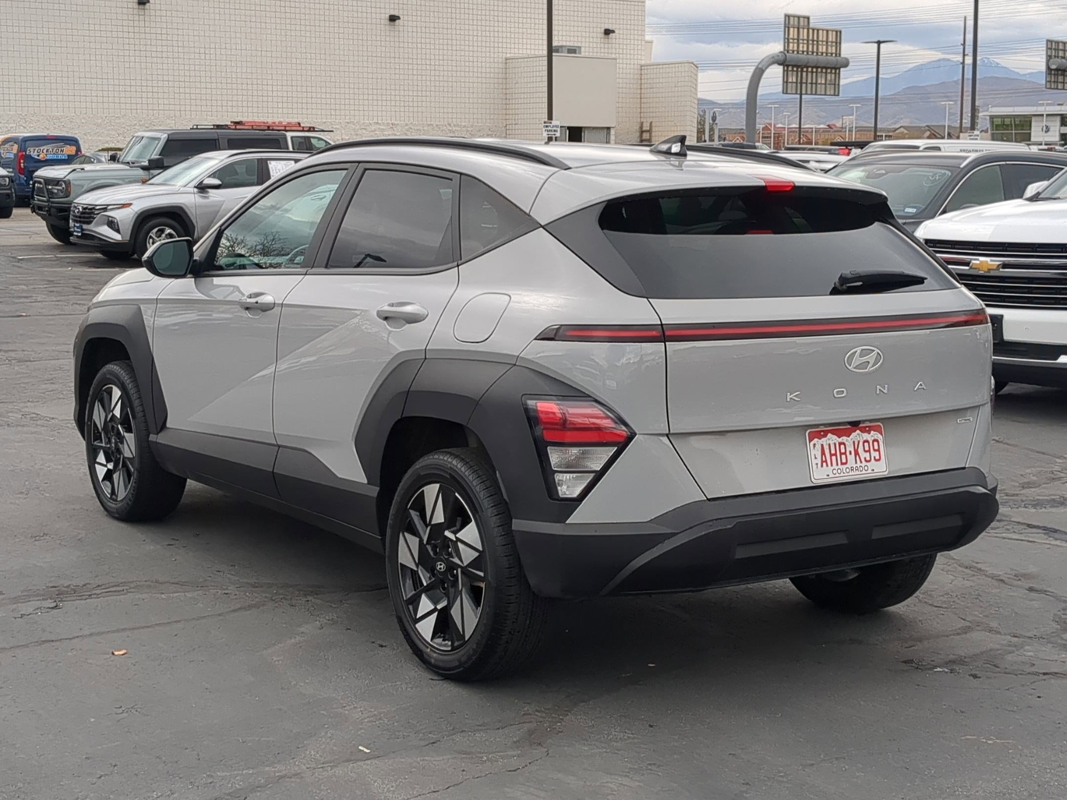 2024 Hyundai Kona SEL photo 4