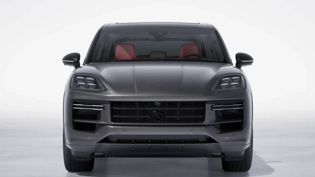 2026 Porsche Cayenne E-Hybrid Turbo photo 9