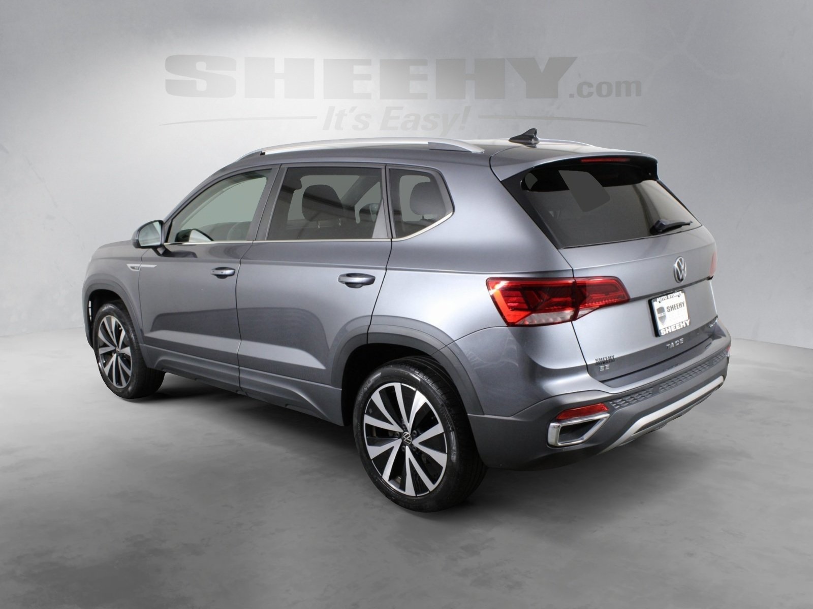 2022 Volkswagen Taos SE photo 3