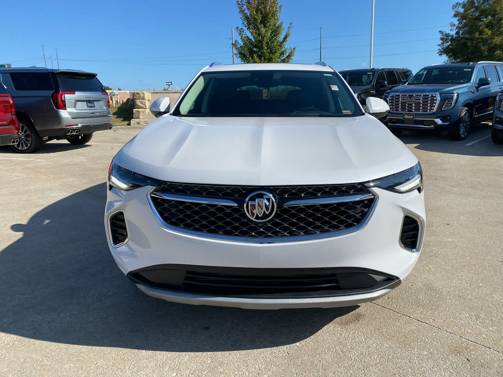2023 Buick Envision Avenir photo 2