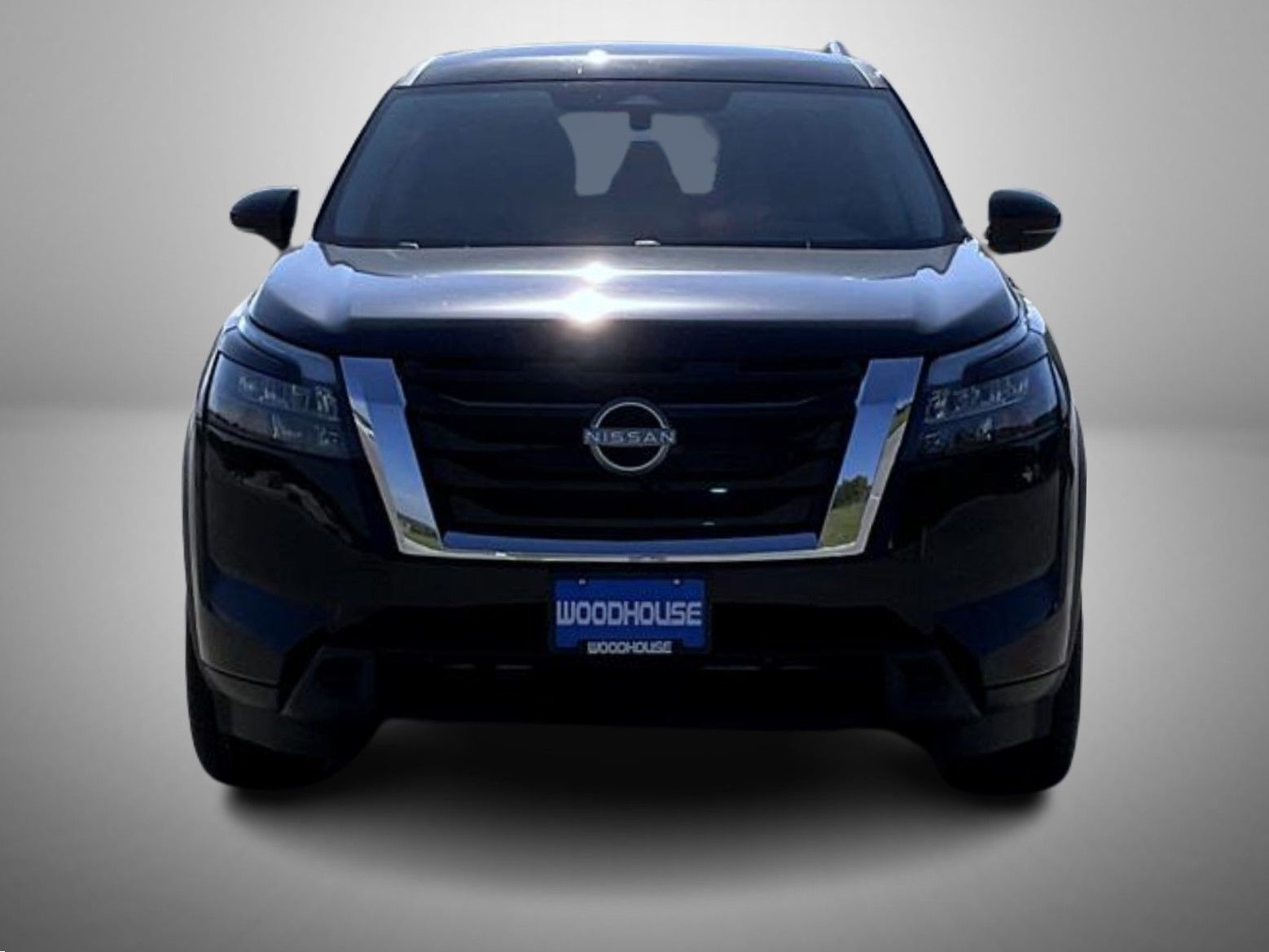 2025 Nissan Pathfinder SV photo 2