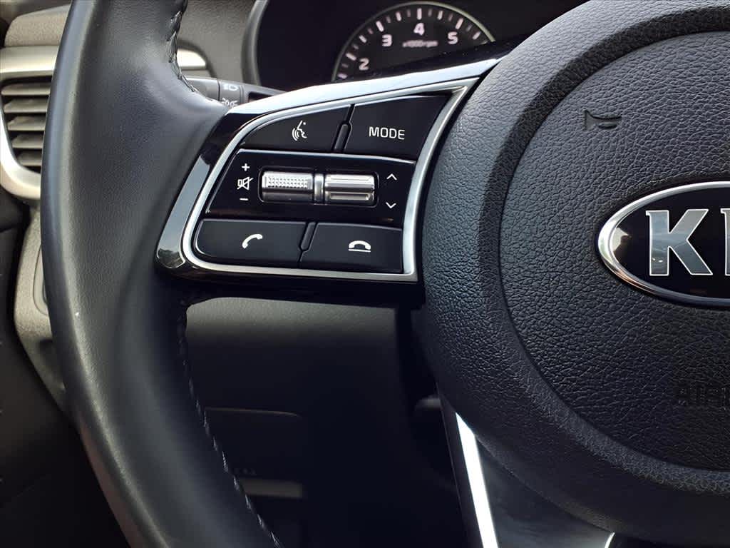 2020 Kia Optima S photo 13