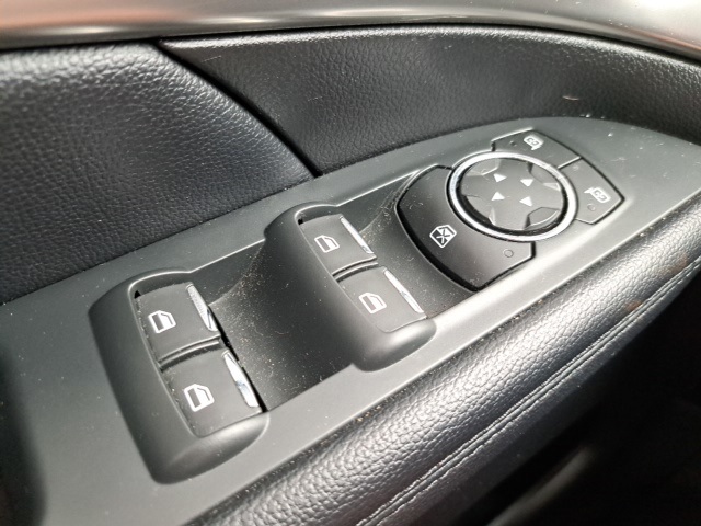 2018 Ford Explorer XLT photo 23
