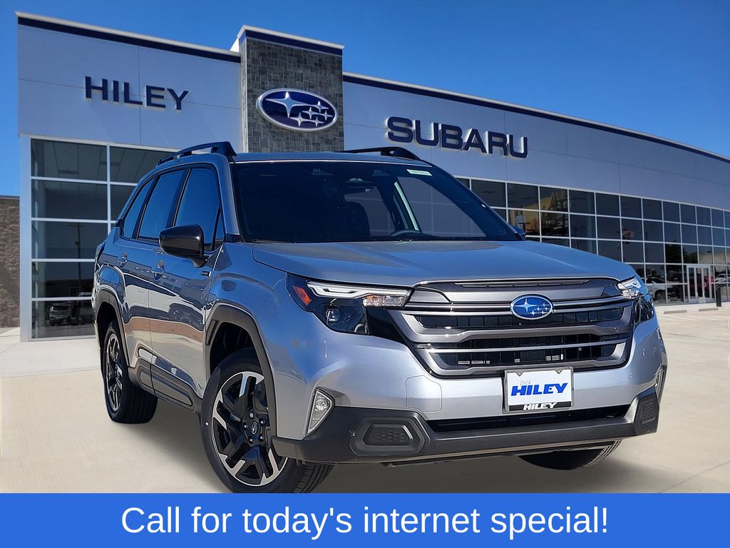 2025 Subaru Forester Premium's photo