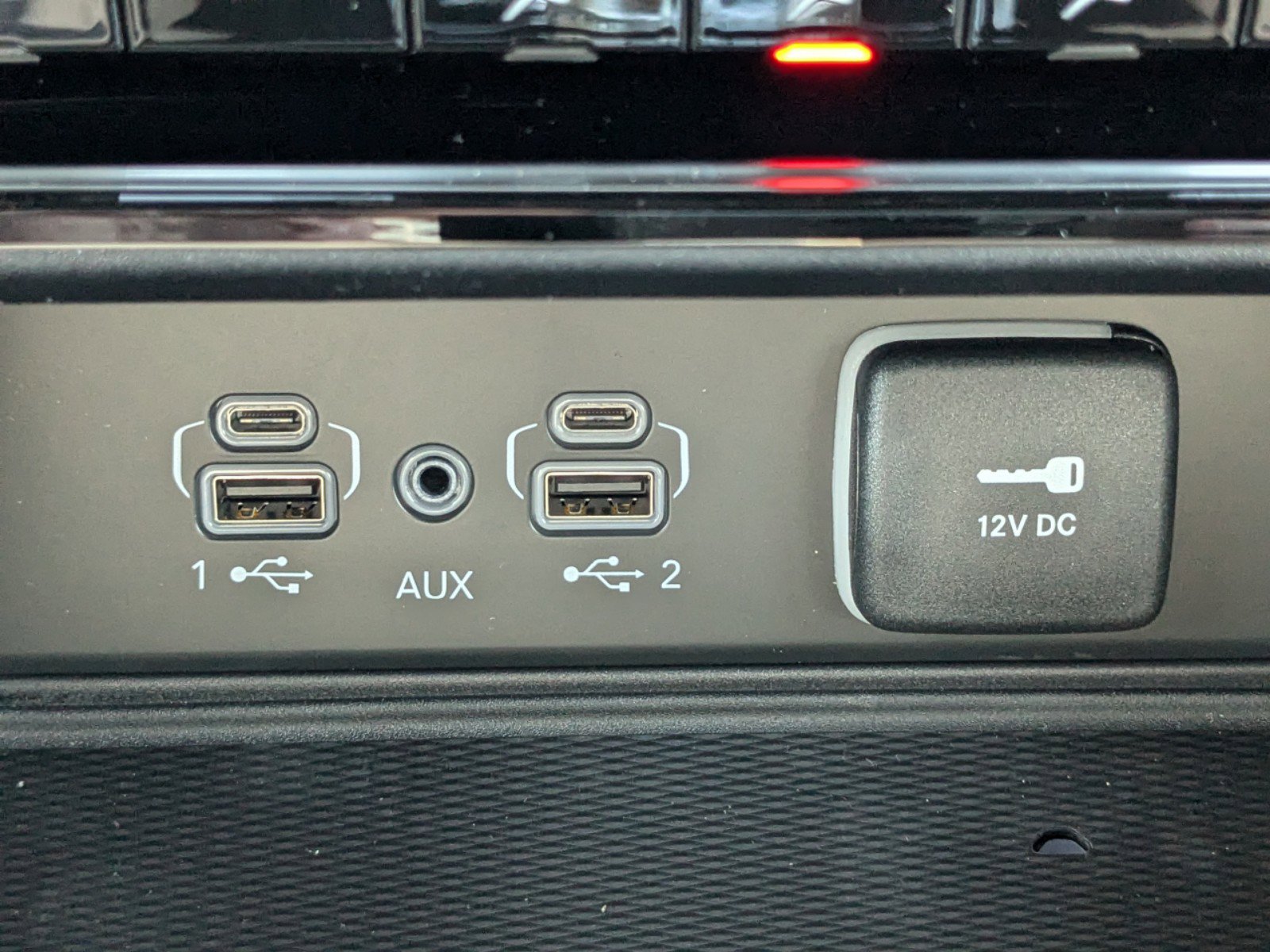 2025 Jeep Grand Cherokee Limited photo 23